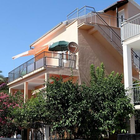 Apartments Jasmin Трогир Экстерьер фото