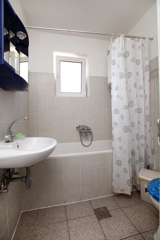Apartments Jasmin Трогир Экстерьер фото